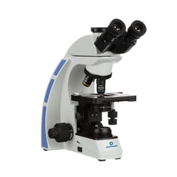 ACCU-SCOPE&trade;&nbsp;Trinocular Microscope with Infinity Plan Achromat 4x, 10x and 40xR Objectives